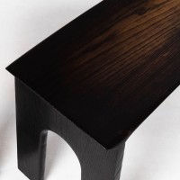 <a href="https://www.galeriegosserez.com/artistes/cober-lukas.html">Lukas Cober</a> - Kuro - bench